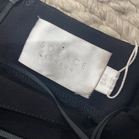 NWT Solace London Fae Maxi Dress – Black Sculptural Evening Gown (Size 2) - Picture 4 of 6